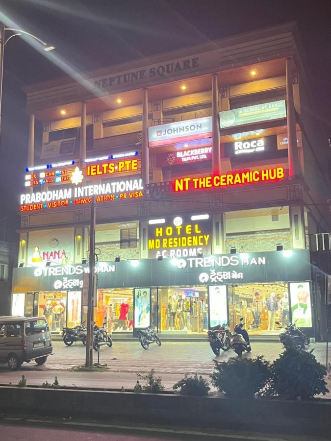 Hotel Md Residency Ānand Zewnętrze zdjęcie
