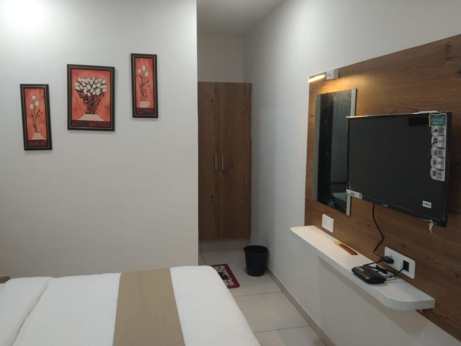 Hotel Md Residency Ānand Zewnętrze zdjęcie